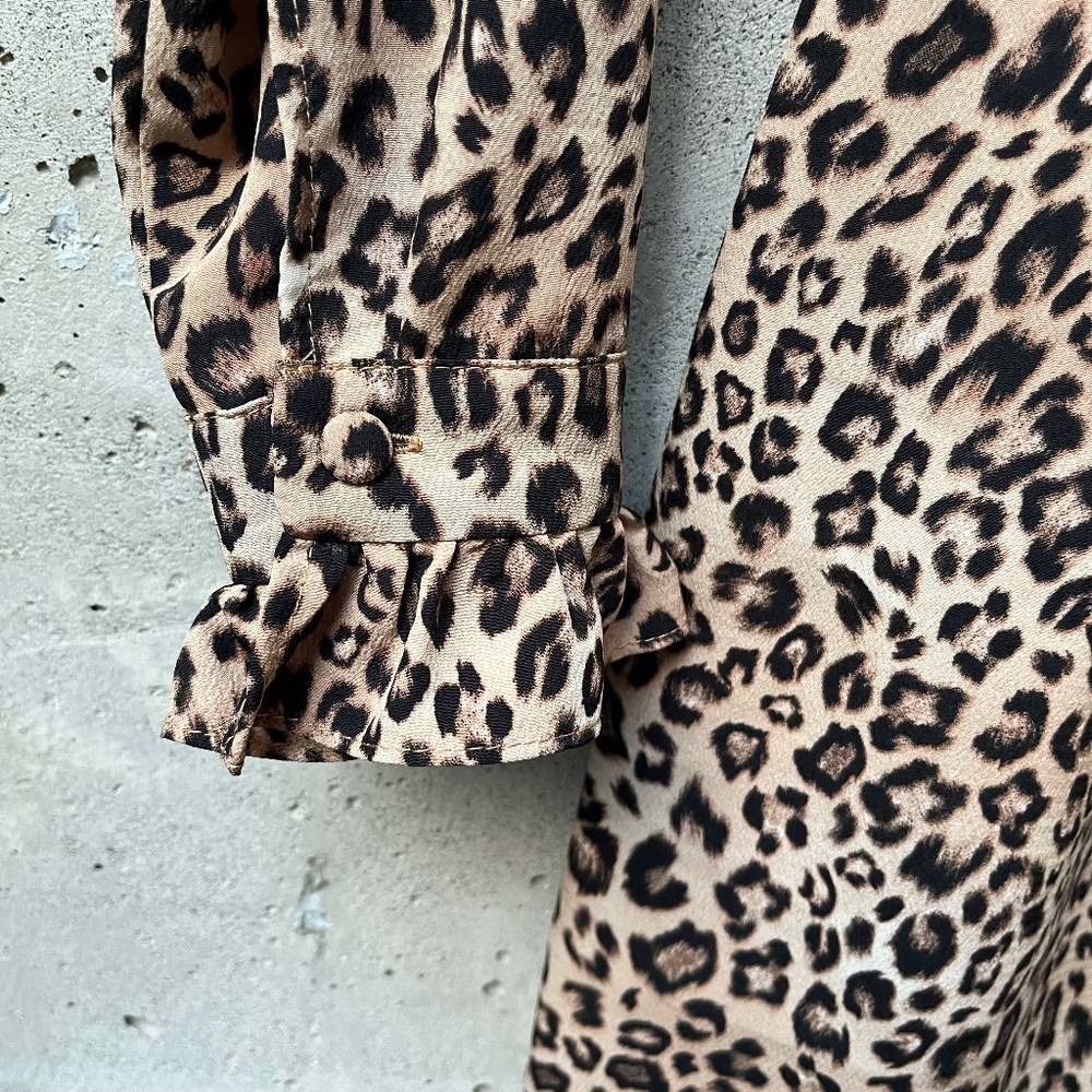 TOPSHOP Leopard Print Ruffle Mini Dress, Size 4 - Picture 7 of 8